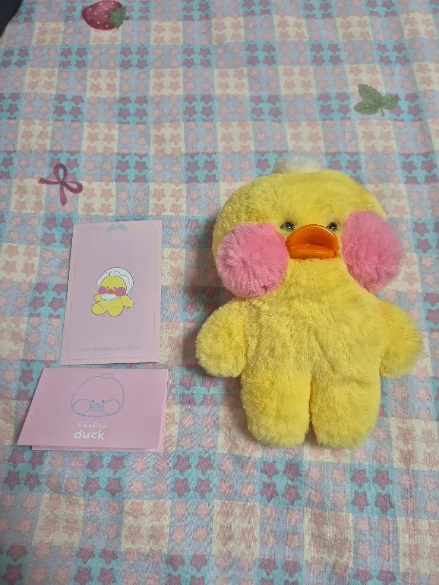 ファンファンダック イェロー ぬいぐるみ + 販売認証 含む 7,178円