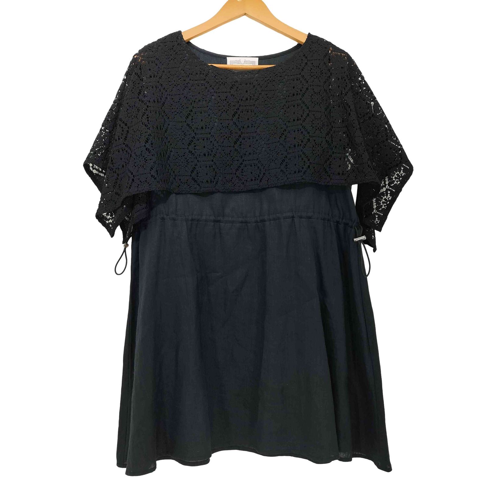 23100円　新品未使用タグ付　ビアズリー　ケープ　レース　チュニック　黒リネン ビアズリー BEARDSLEY 23SS レースケープチュニック レディース FREE