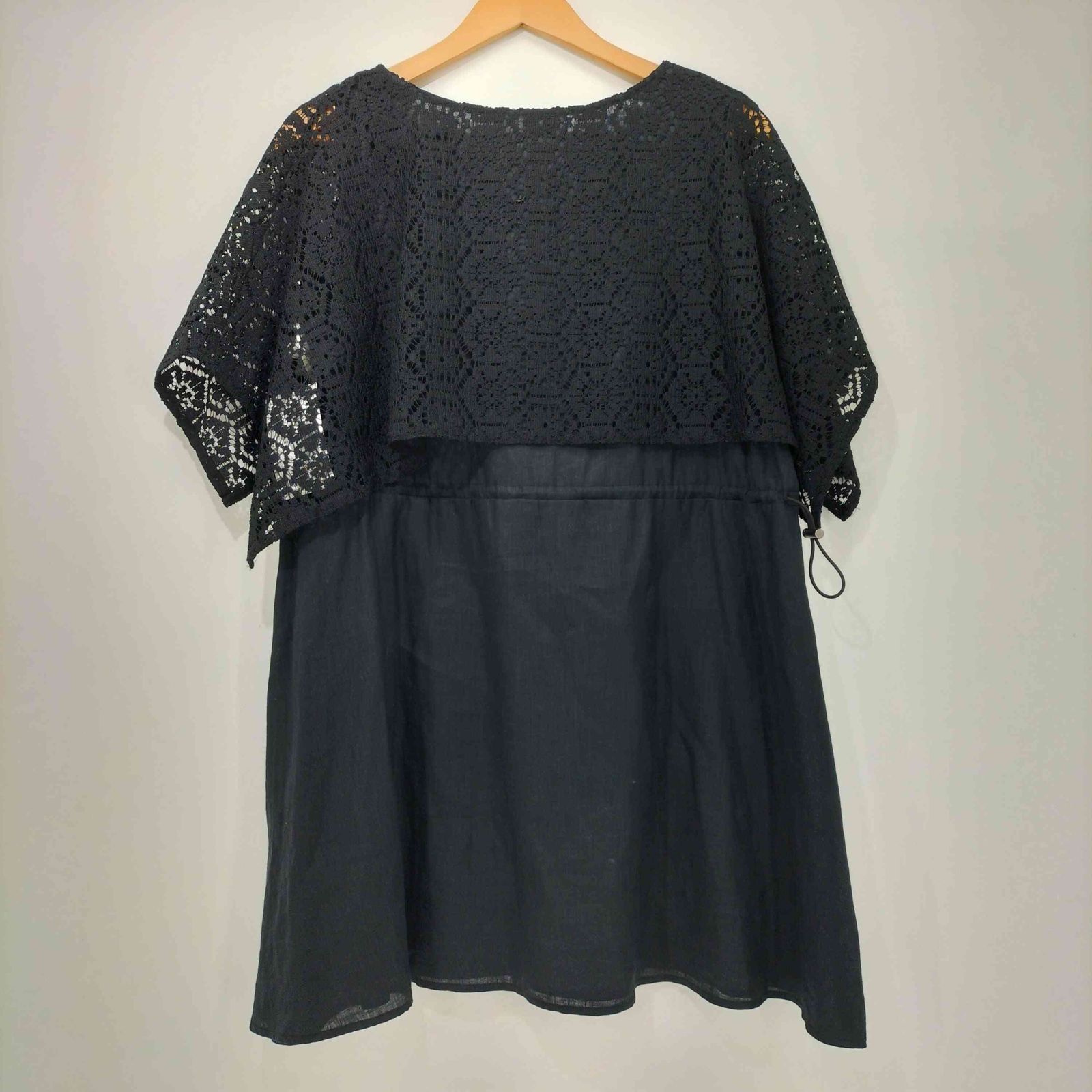 23100円　新品未使用タグ付　ビアズリー　ケープ　レース　チュニック　黒リネン ビアズリー BEARDSLEY 23SS レースケープチュニック レディース FREE