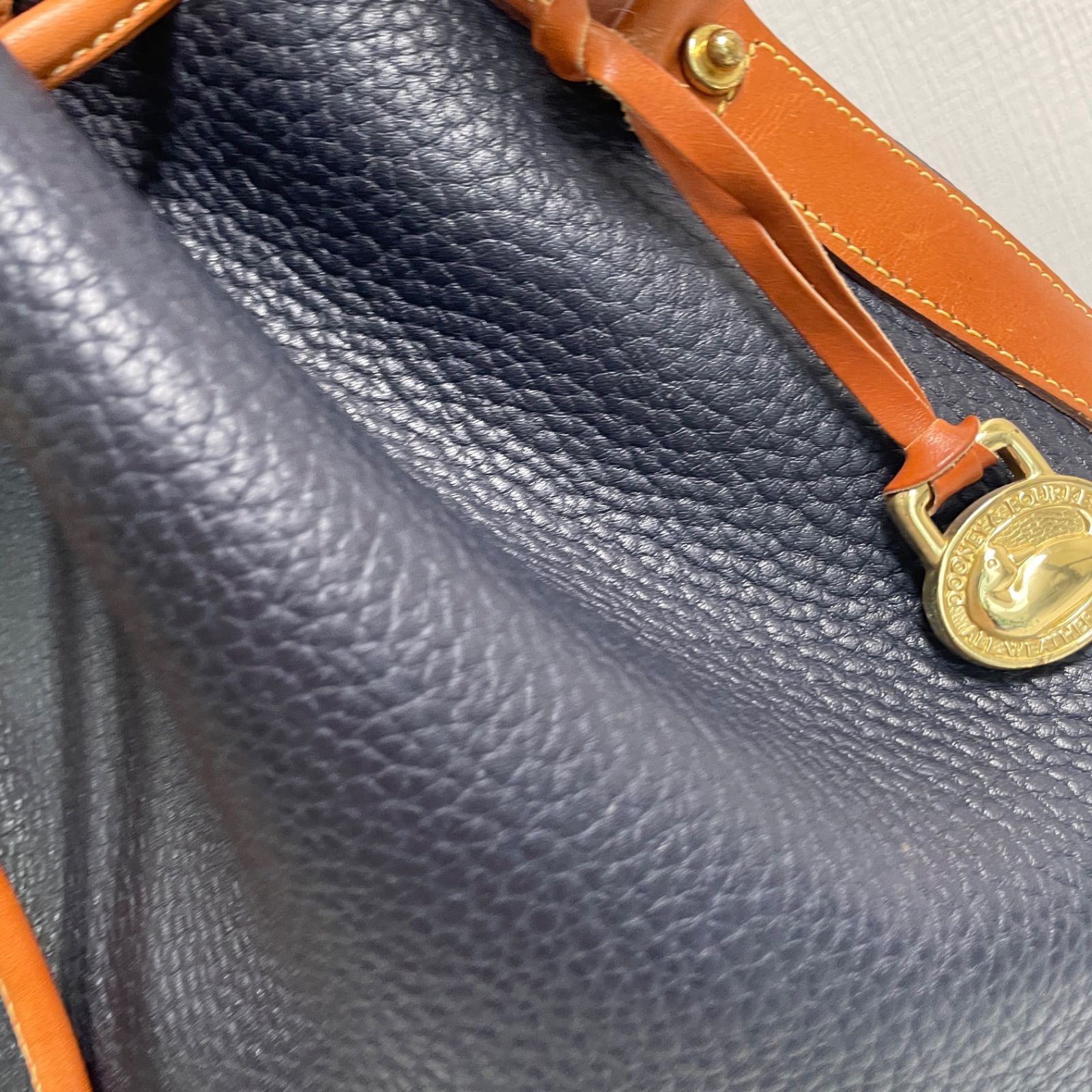 美品】Dooney & Bourke ドゥーニー バーク 巾着 ショルダーバッグ 