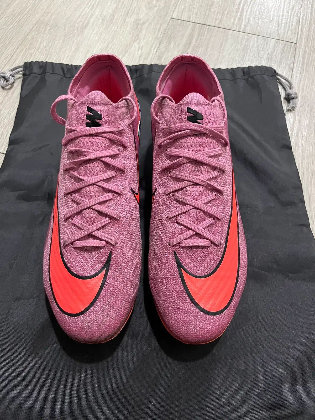 高品質 NIKE マーキュリアル ヴェイパー 16 エリート AG 240 サッカーシューズ