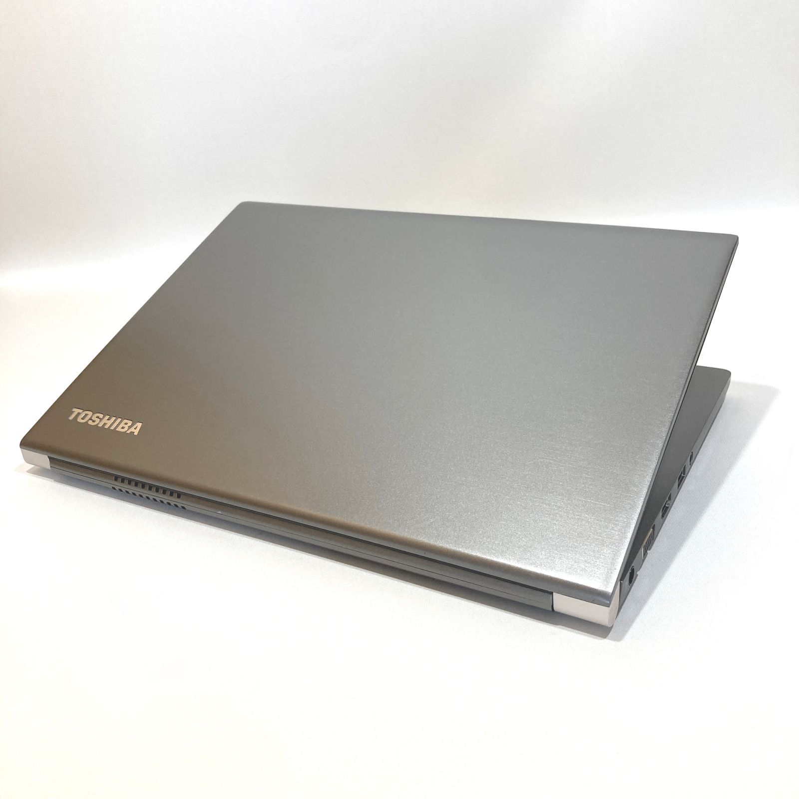 初心者✨カメラ・DVD・オフィス✨グレー✨すぐ使えるノートパソコン◇D656-2 初心者✨超速i7・軽量・オフィス・大容量◇すぐ使えるノートパソコン