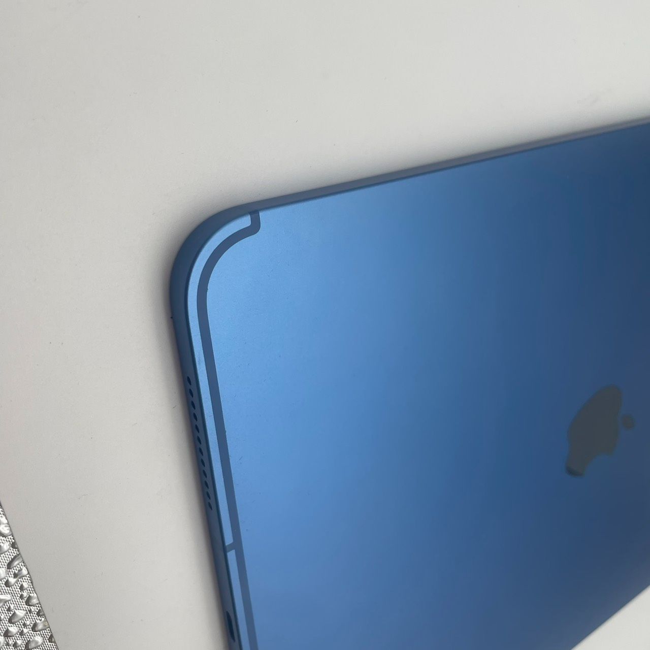 □iPad A16 Wi-Fi+Cellular 128GB ブルー MD7G4J/A 第11世代
