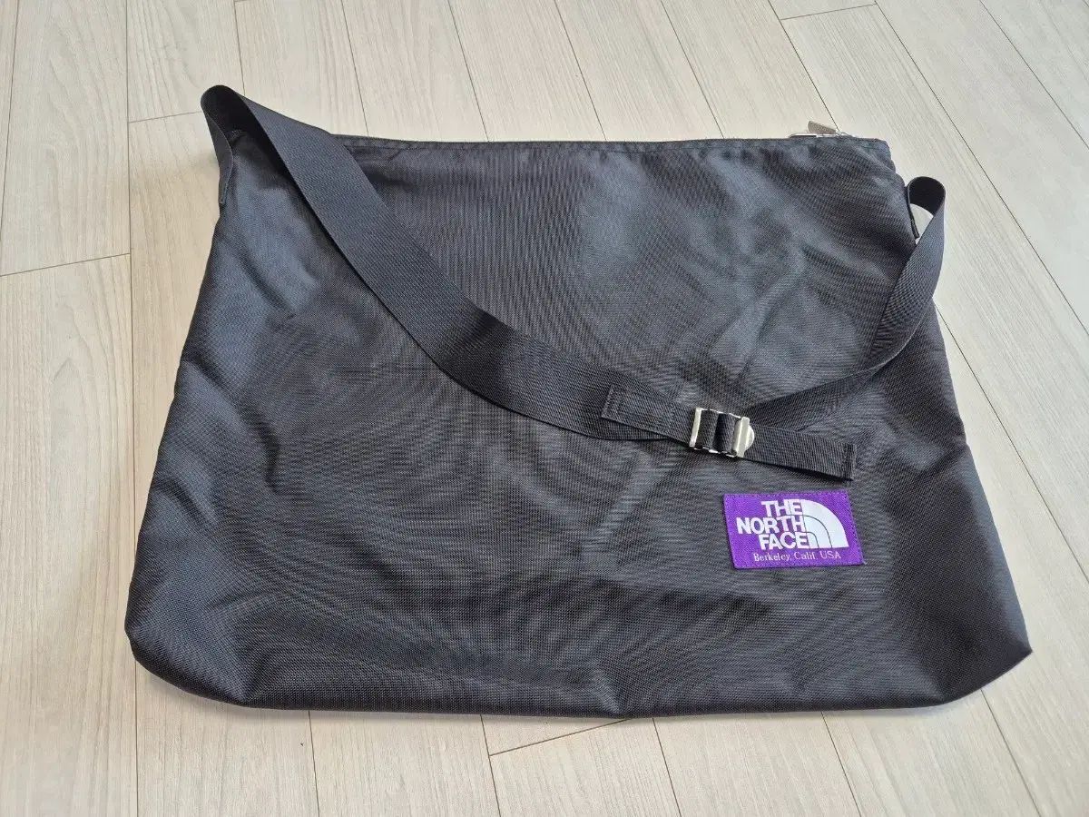 THE NORTH FACE パープルレーベル ショルダーバッグ
