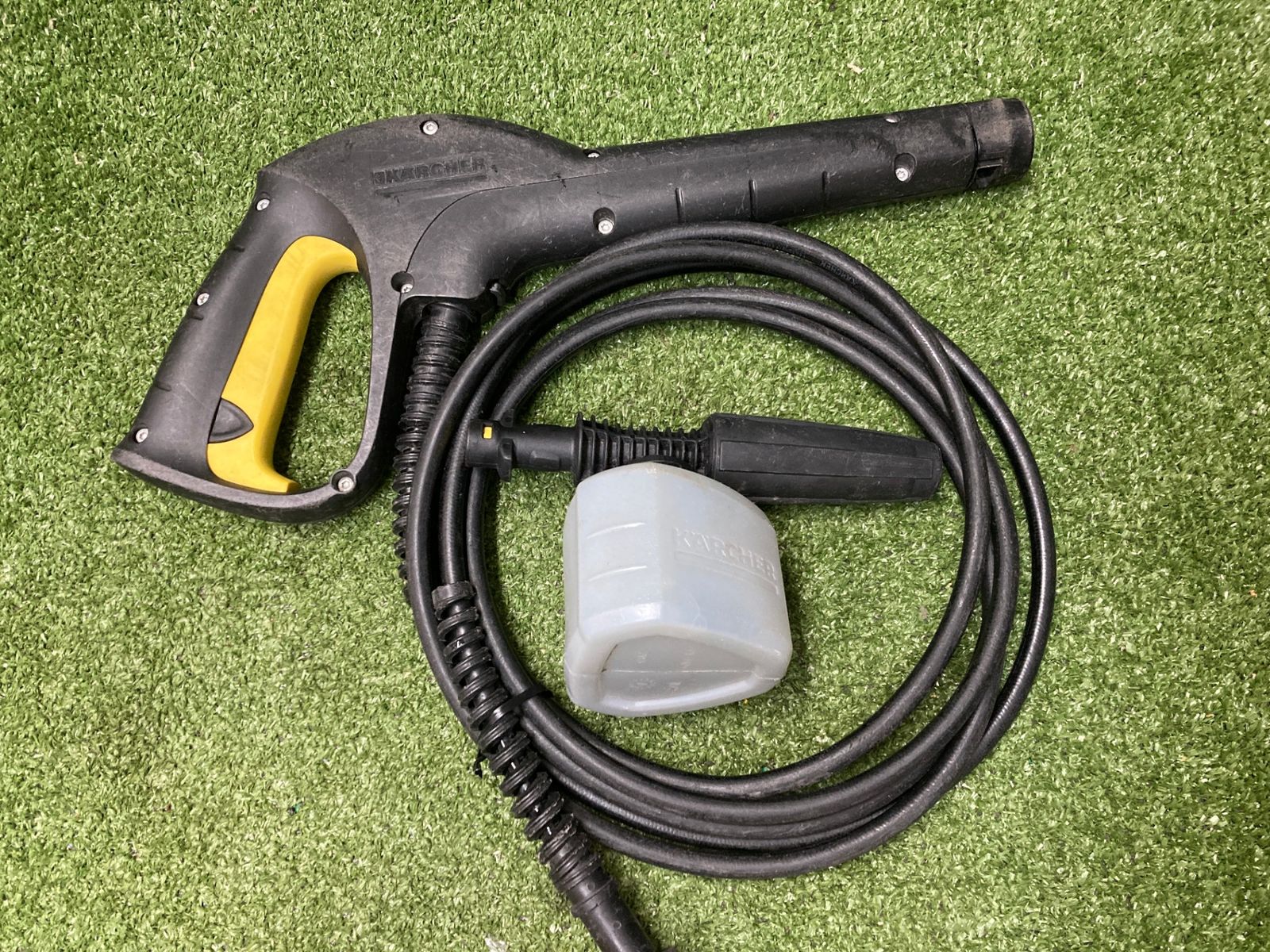 中古品】【0902】☆KARCHER(ケルヒャー) 家庭用高圧洗浄機 K2 CLASSIC