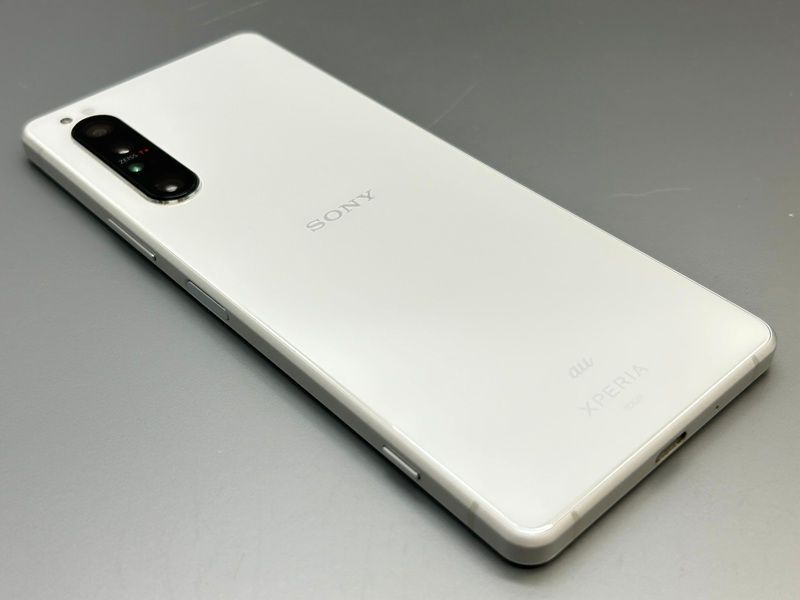 中古】SOG01 Xperia 1 II【良品中古 利用制限○】 SIMフリー ホワイト