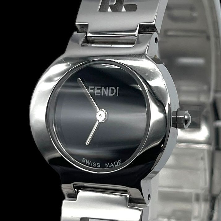 新品電池 稼働品 FENDI フェンディ 3050L オロロジ レディース腕時計