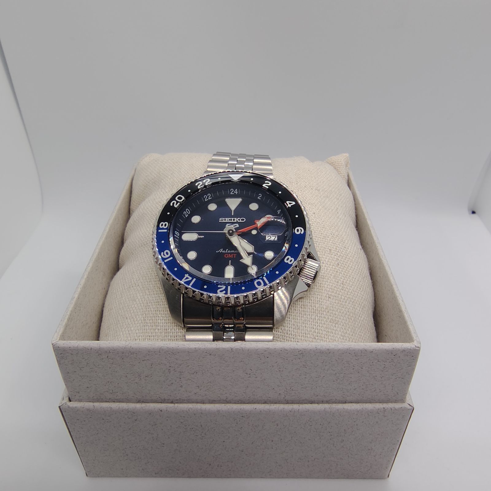 美品 SEIKO セイコー 5スポーツ SKX GMTモデル SBSC003 腕時計ネイビー