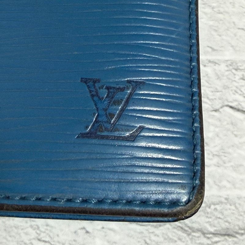 LOUIS VUITTON ルイヴィトン エピ パスケース カードケース ブルー