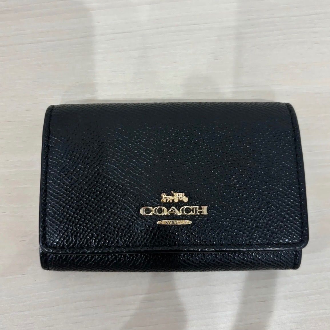 r3749)COACH コーチ キーケース ブラックレザー F76741 ポケット付き