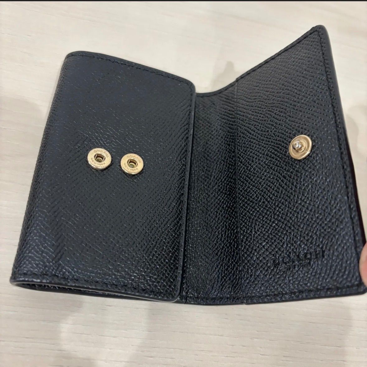 r3749)COACH コーチ キーケース ブラックレザー F76741 ポケット付き