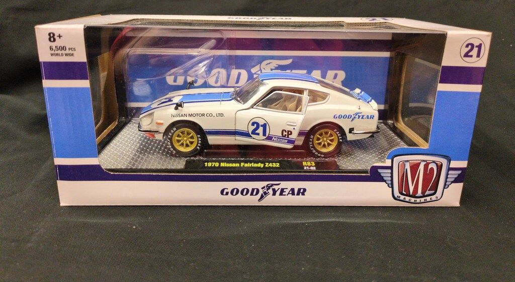 CASTLINE 1/24　M2 1970 Nissan Fairlady Z432 ホワイト/ブルーライン #21 40300