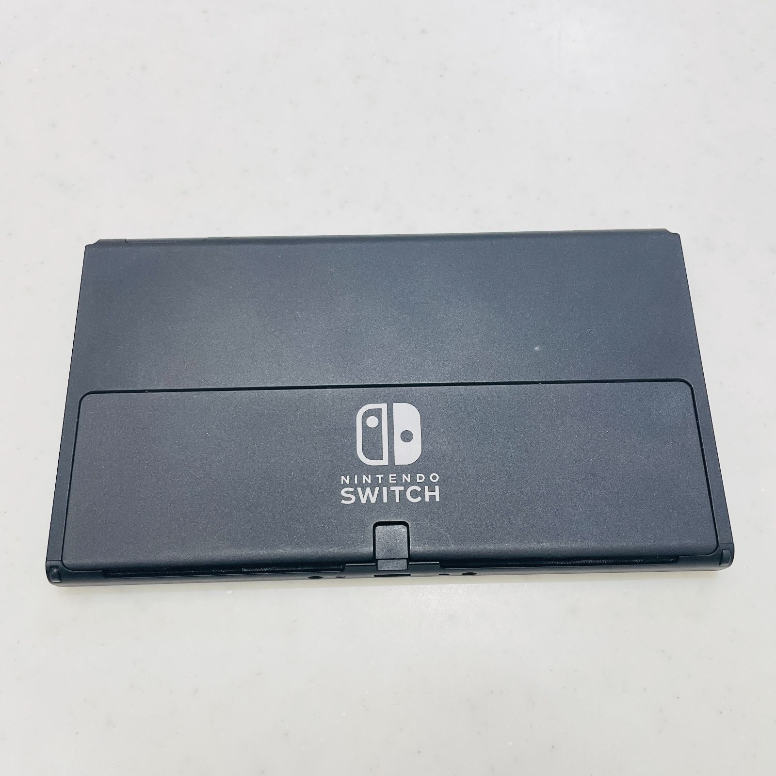美品/液晶ヤケなし 2023年製 Nintendo Switch 有機ELモデル ホワイト