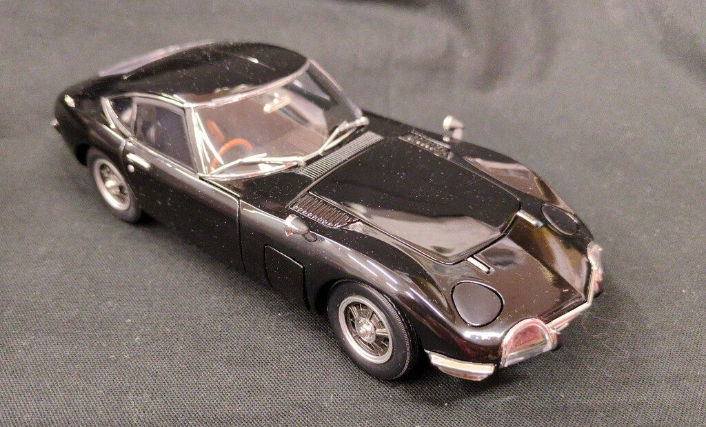 EBBRO 1/24エブロプレミアムコレクション TOYOTA 2000GT (ブラック)