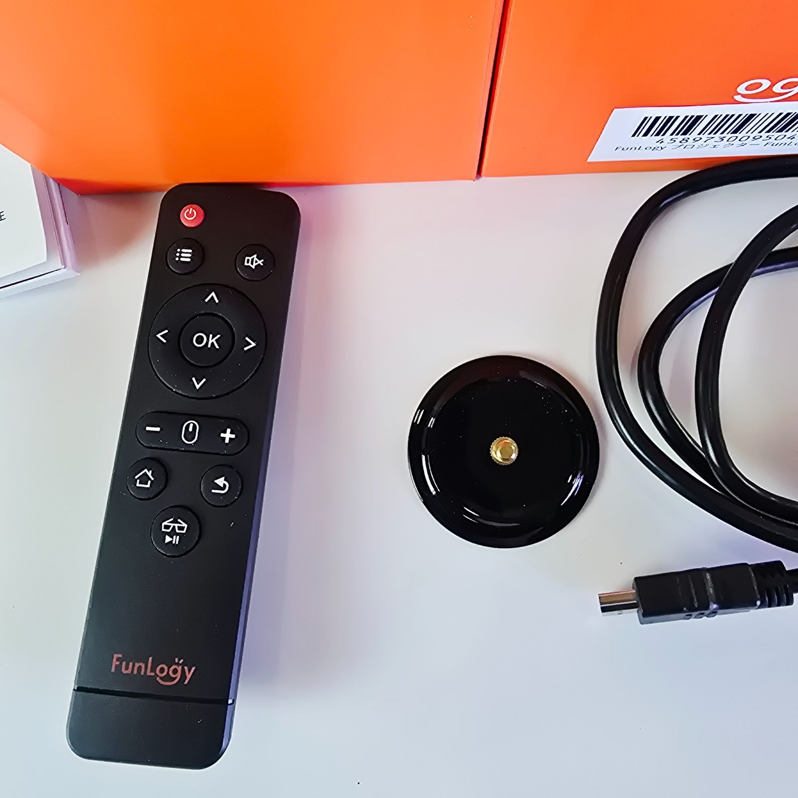 FunLogy X-03 小型プロジェクター モバイルプロジェクター HDMI