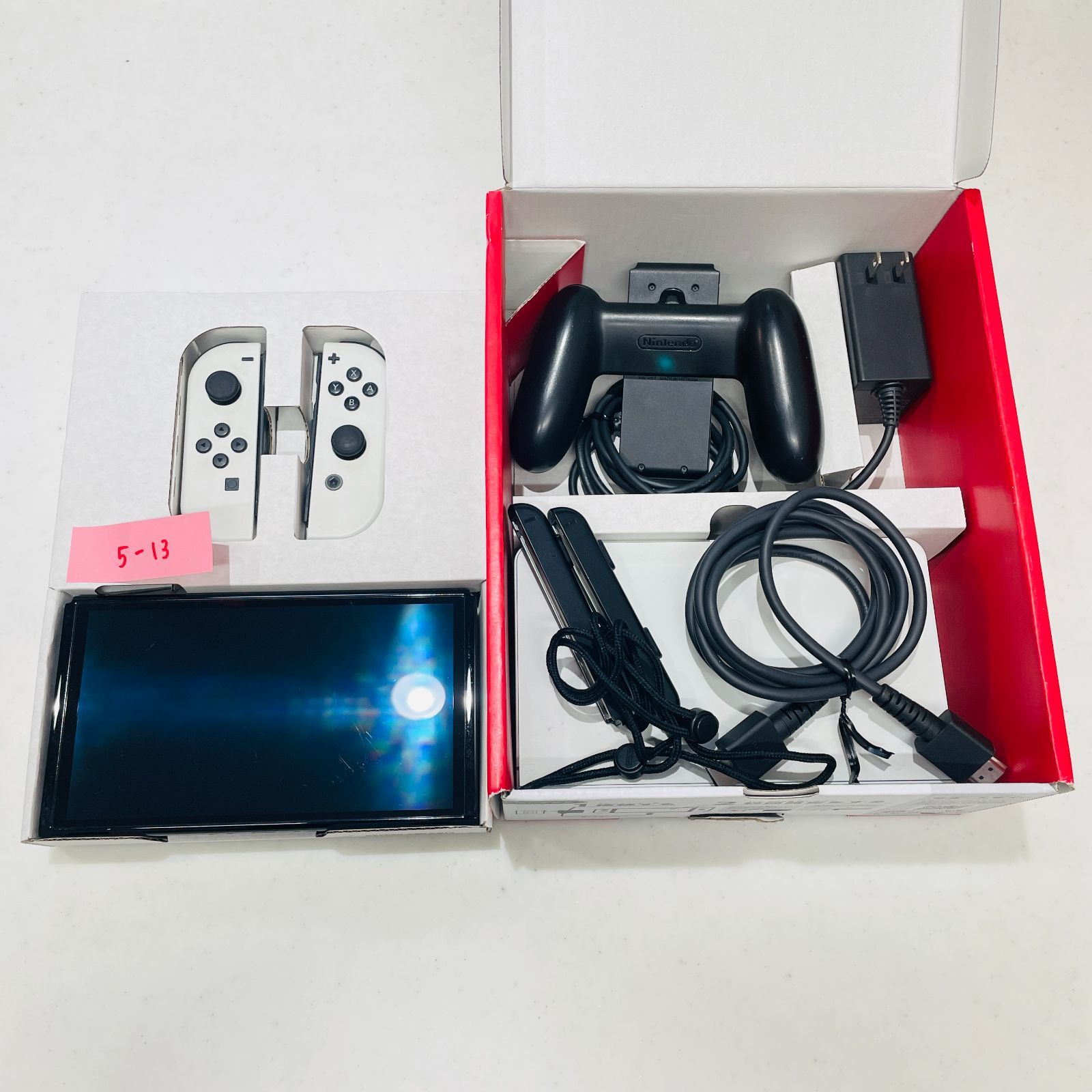 擦れ傷あり】液晶ヤケなし 2021年製 Nintendo Switch 有機ELモデル