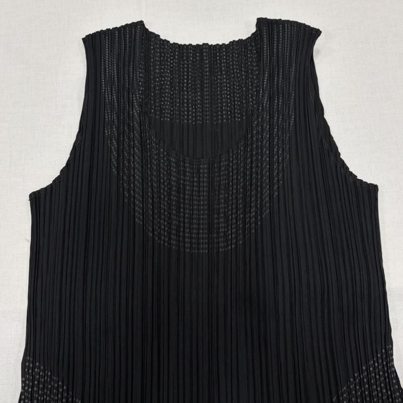 プリーツプリーズ 17SS ISSEY MIYAKE イッセイミヤケ ノースリーブ
