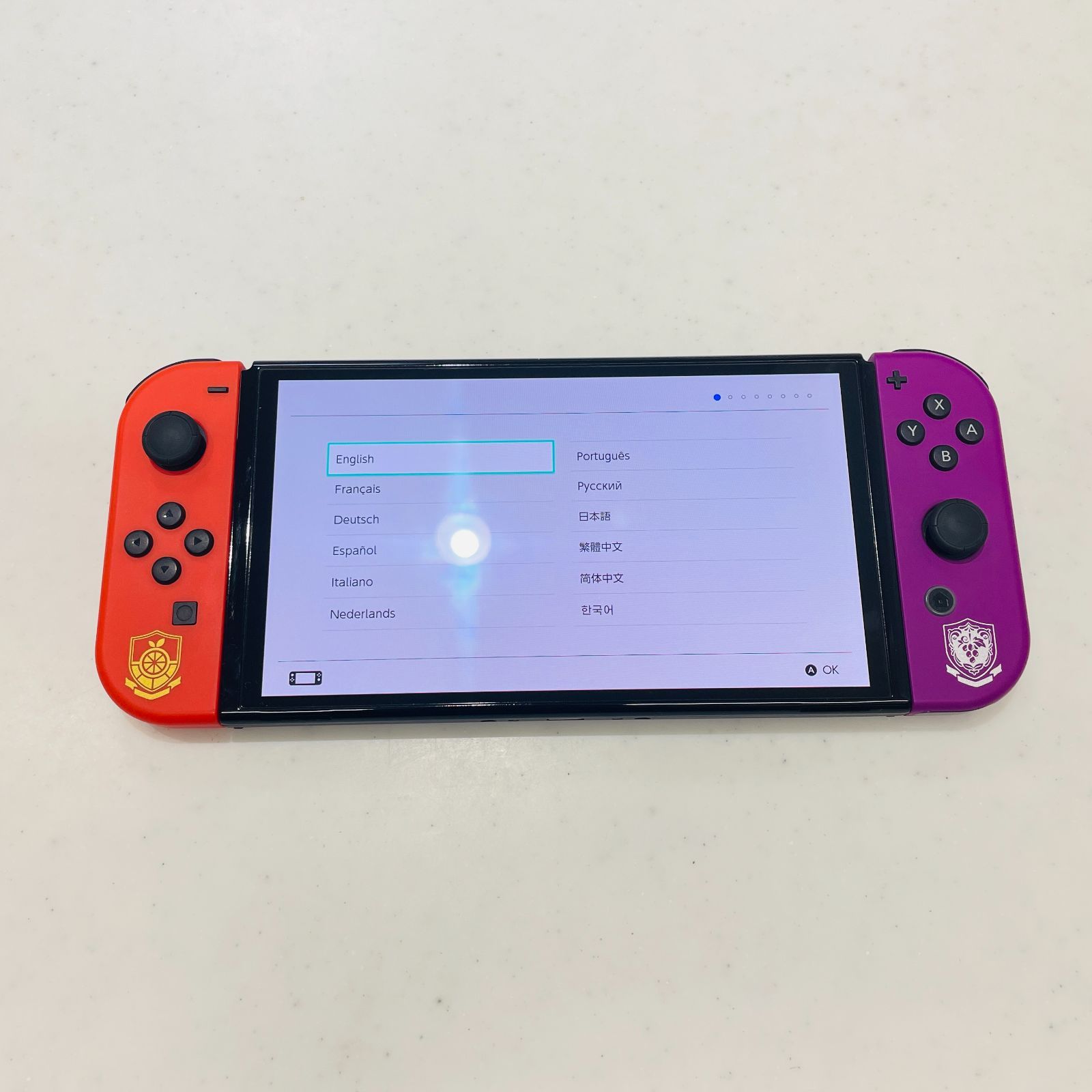 美品/液晶ヤケなし 2022年製 Switch 有機ELモデル スカーレット