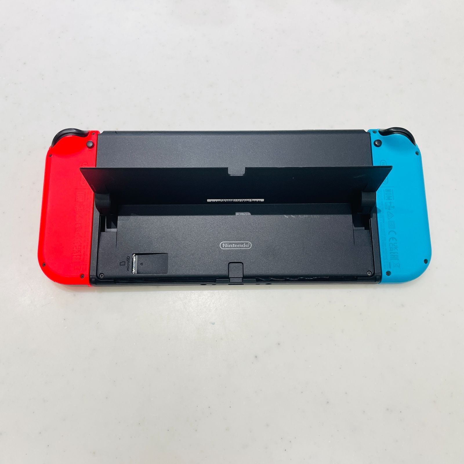 美品/液晶ヤケなし 2024年製 Nintendo Switch 有機ELモデル ネオン