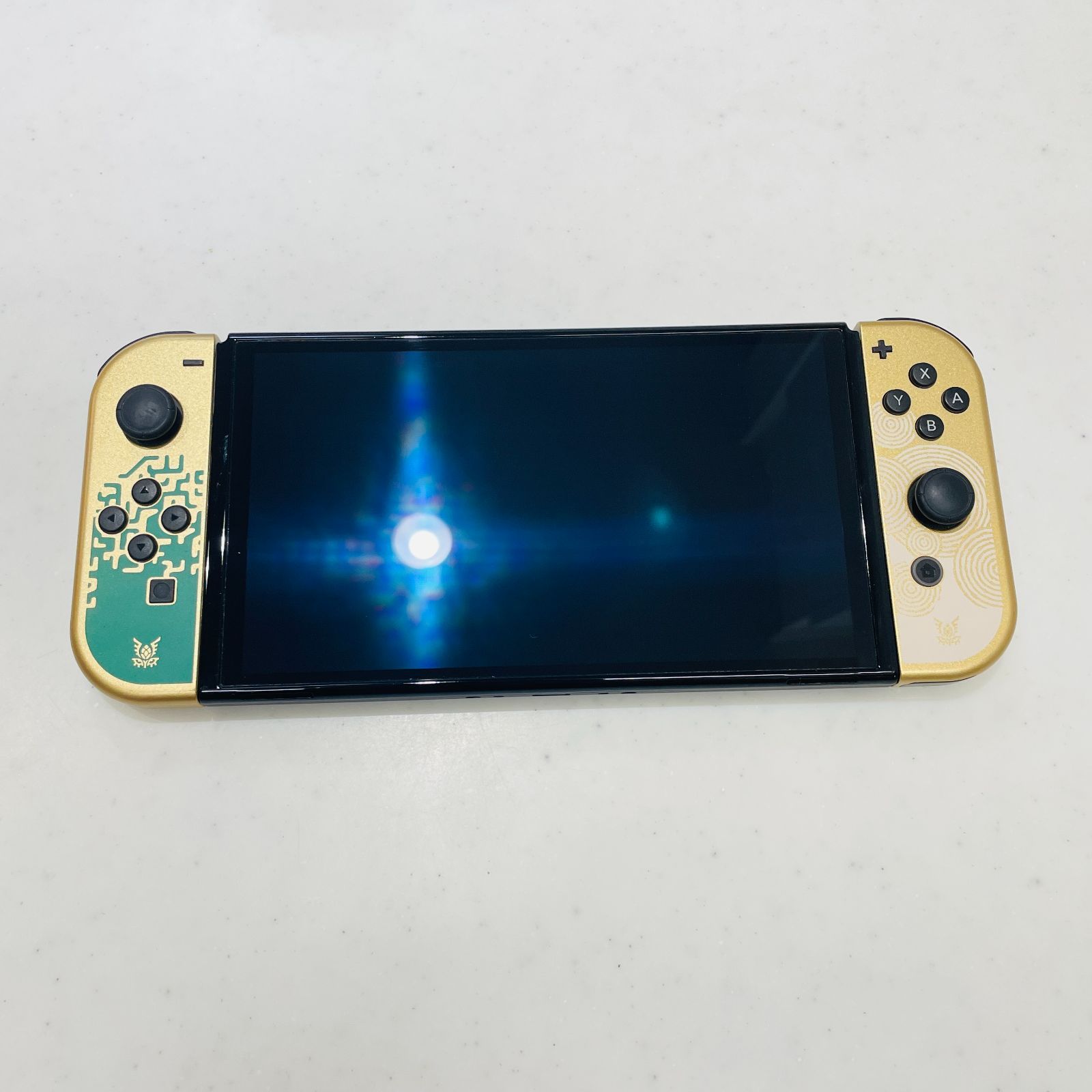 美品/液晶ヤケなし 2023年製 Switch 有機ELモデル ゼルダの伝説