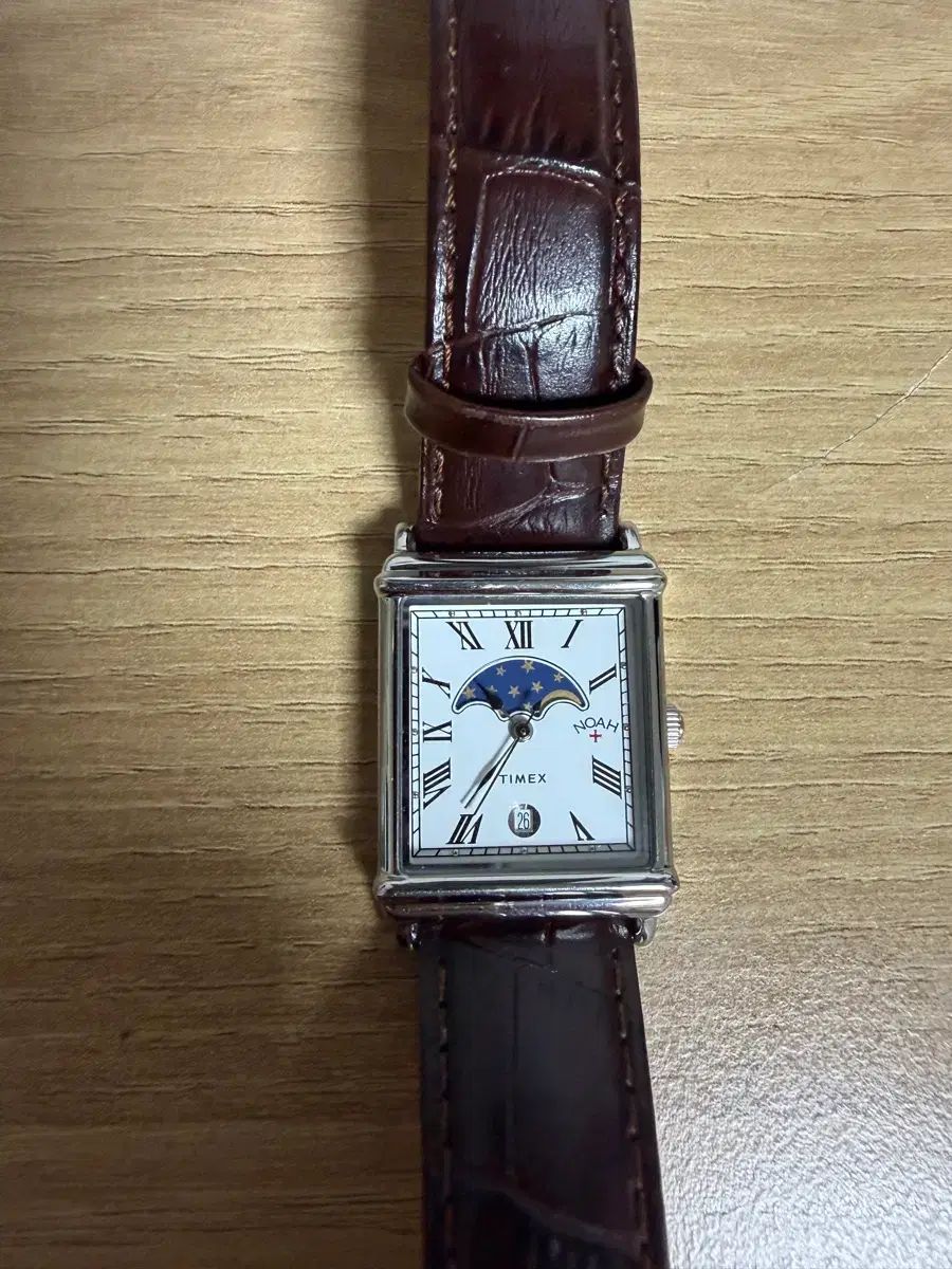 ノア TIMEX ムーンフェイズ シルバー ブラウン｜詳細画像