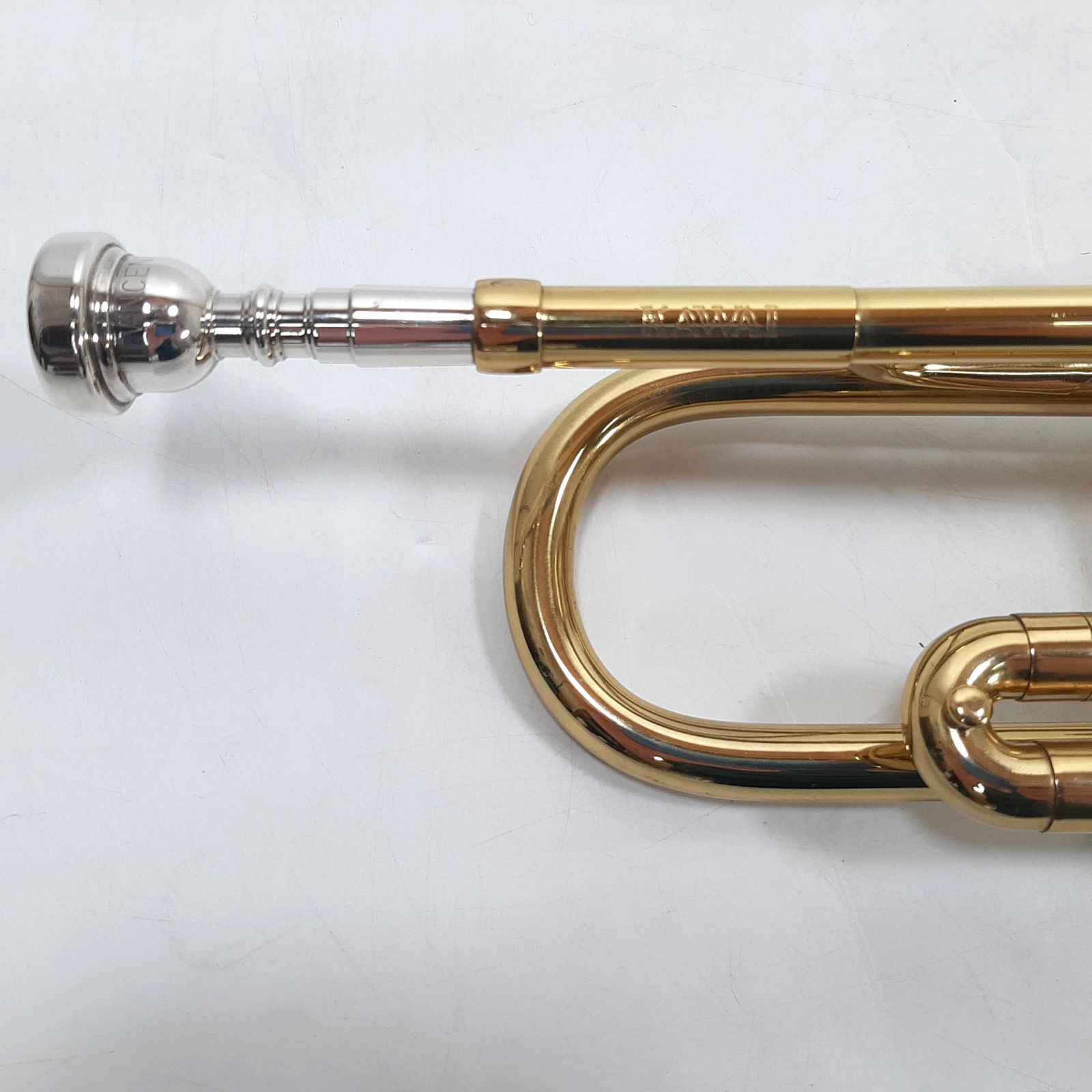KAWAI トランペット ETR-32L ゴールドラッカー ケース・マウスピース2