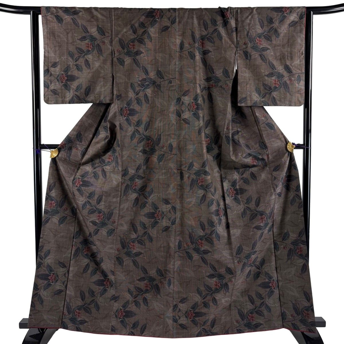 【美品】 大島紬 身丈164cm 裄丈64cm M 袷 純泥染 証紙 草花 焦茶色 正絹 秀品 【中古】 6,336円