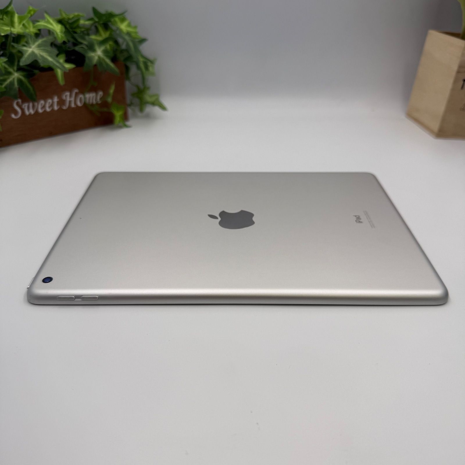 バッテリー94%】iPad 第7世代 32GB Wi-Fi シルバー - メルカリ