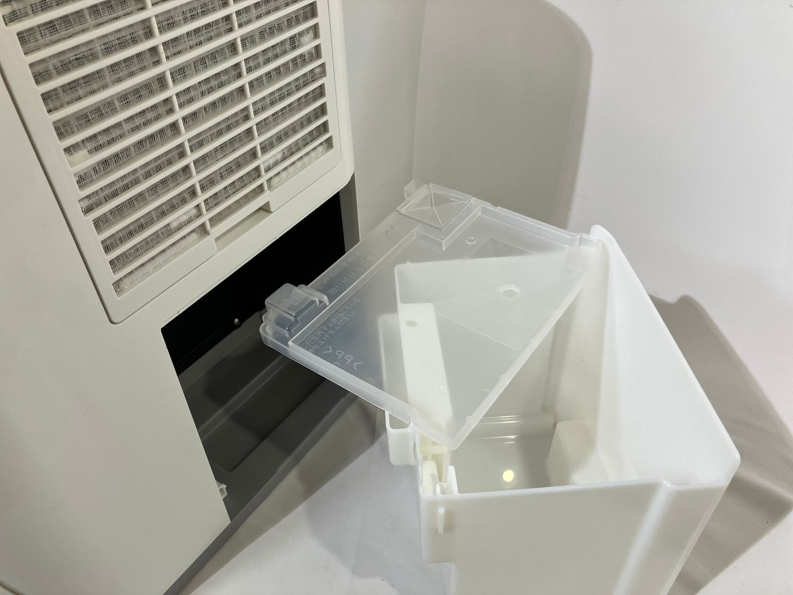 ◇ コロナ CORONA 衣類乾燥除湿機 CD-S6322 2000-4999 - メルカリ