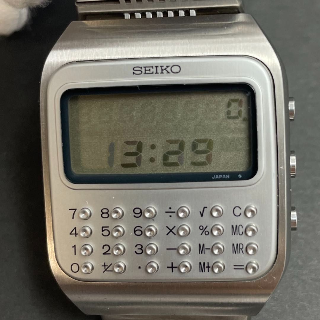 SEIKO 初代カリキュレーターC153-5011 デジタル　クォーツ　ジャンク SEIKO 初代カリキュレーター C153-5011 箱＆ペン付き 電卓機能 計算機