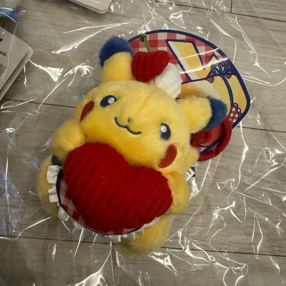 ポケモン ピカチュウ マスコット インナー ハート