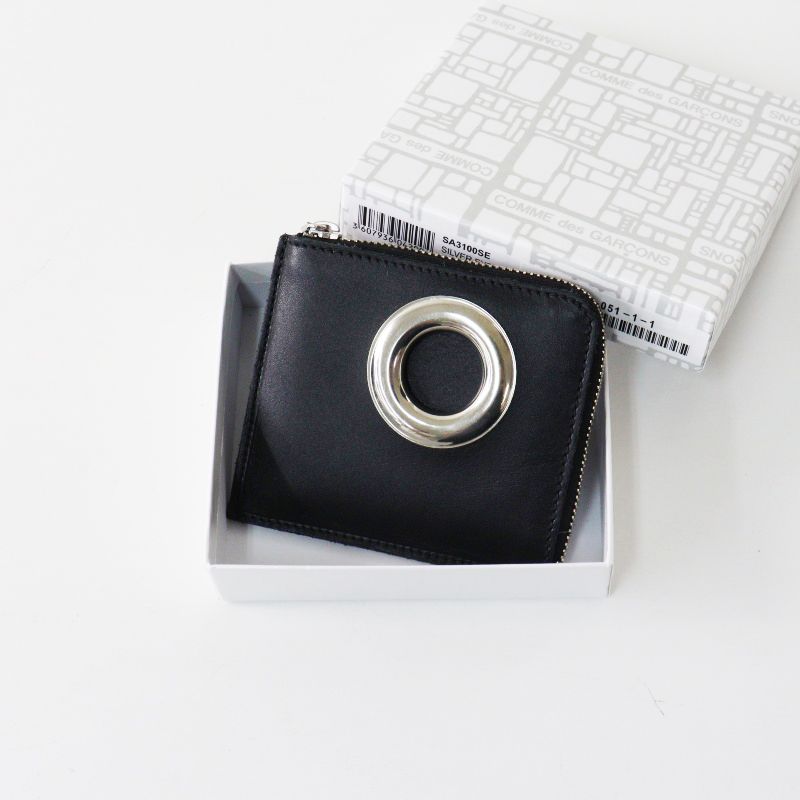 美品 今季 26SS コムデギャルソン COMME des GARCONS SILVER EYELET コインケース シルバーアイレット ブラック／【2400015080369】