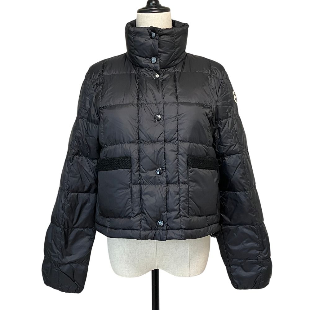 モンクレール  中古美品　クリーニング済(開封のみ) 美品 クリーニング済み 25AW Moncler モンクレール JARCIEU ショート