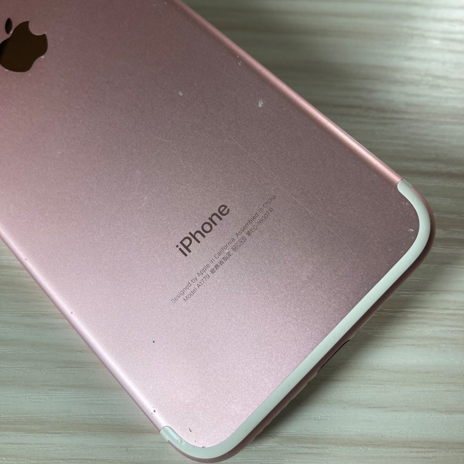 iPhone7 128GB Rose Gold SIMフリー バッテリー80% - メルカリ