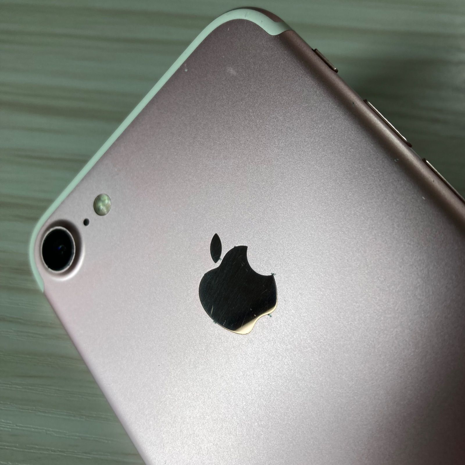 iPhone7 128GB Rose Gold SIMフリー バッテリー80% - メルカリ
