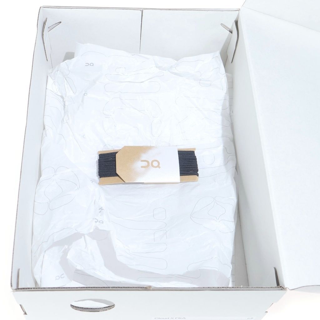 On (オン) ×FKA TWIGS エフケーエーツイッグス スエード メッシュ
