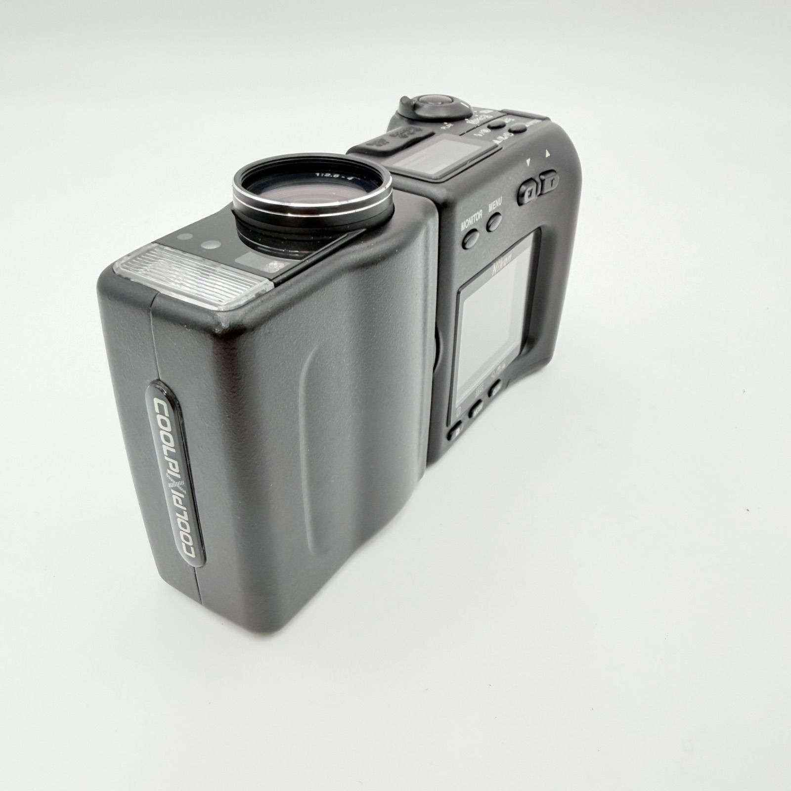 Nikon COOLPIX 950 元箱•取説•単三電池•CFカード(0715) カメラ Nikon COOLPIX 950 元箱•取説•単三電池•CFカード(