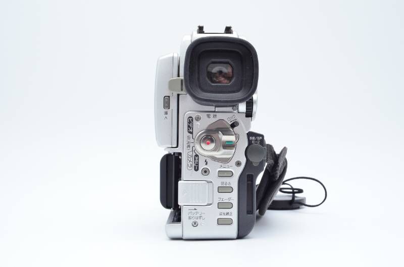 ジャンク】SONY（ソニー）DCR-PC110 MiniDV ビデオカメラ