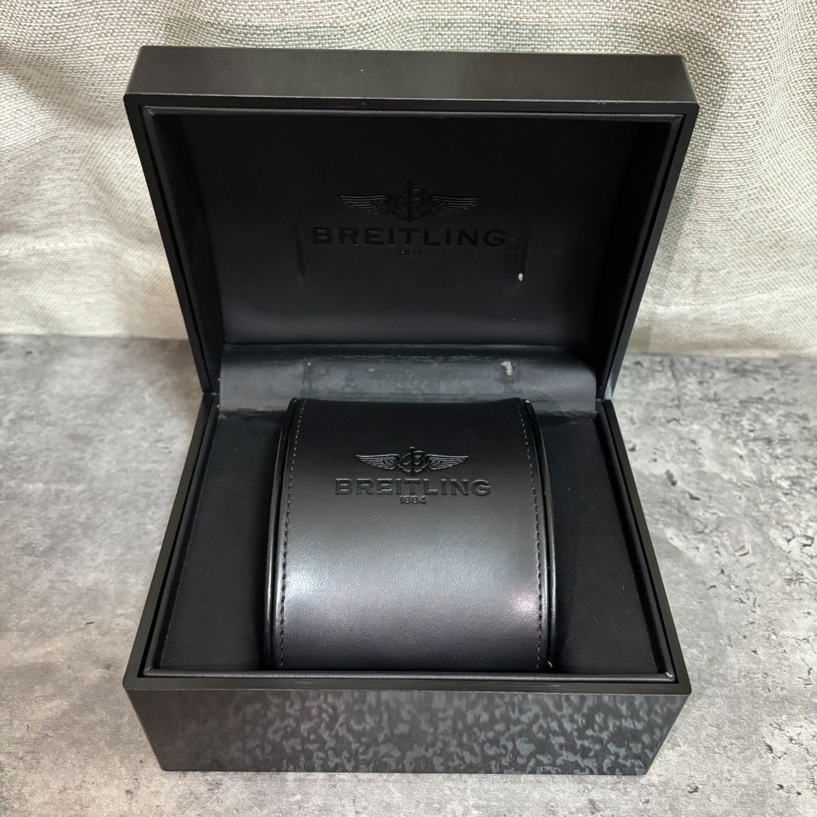 管理番号71015 ブライトリング　時計　箱 BREITLING ブライトリング 時計 ケース 空箱 BOX 外箱付 腕時計用 取扱