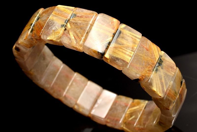 【１点物】母岩入り◇放射金針 ゴールドルチルクォーツ　7-8x14mm　バングル パワーストーン 天然石 _MD2766