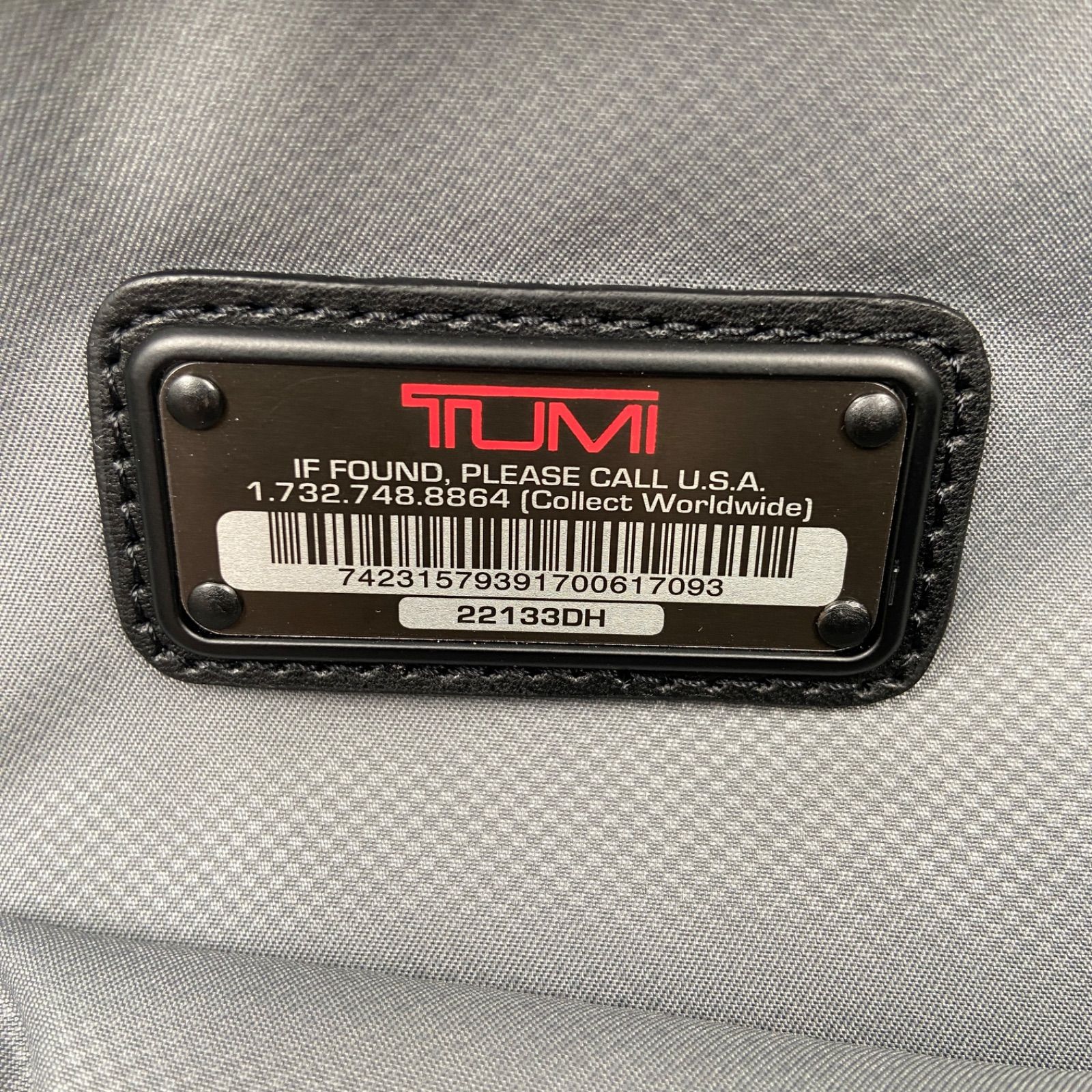 未使用級✨トゥミ　ガーメントバッグ　ビジネスバッグ　22133DH ブラック TUMI トゥミ ガーメントバッグ ビジネスバッグ ブラック 22133DH