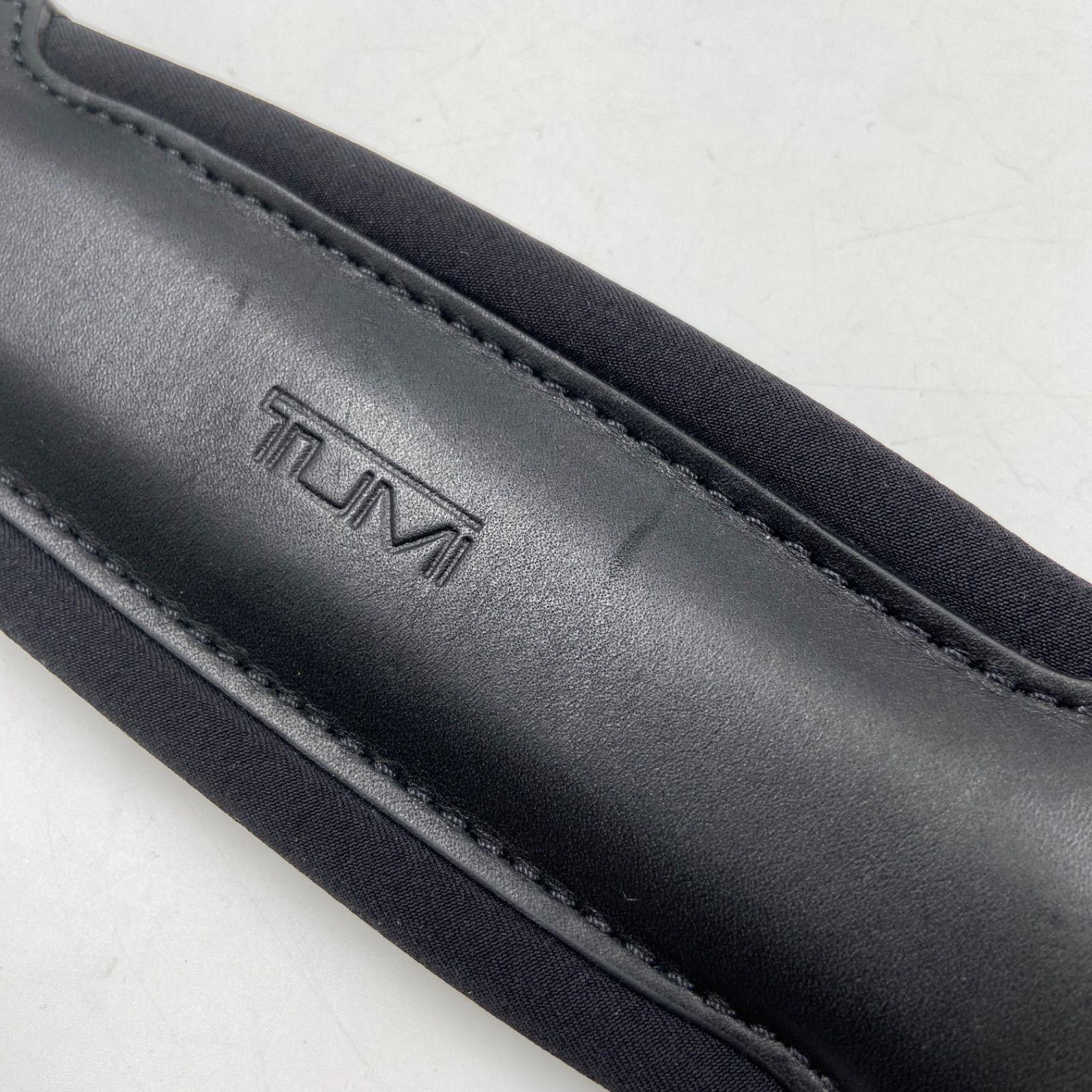 TUMI トゥミ ガーメントバッグ ビジネスバッグ ブラック 22133DH