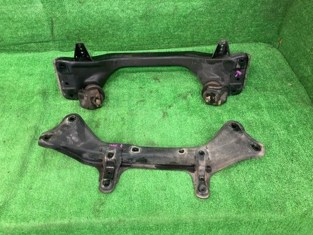 マークⅡ JZX115 フロントメンバー グランデG-4 4WD 51201-22582 065