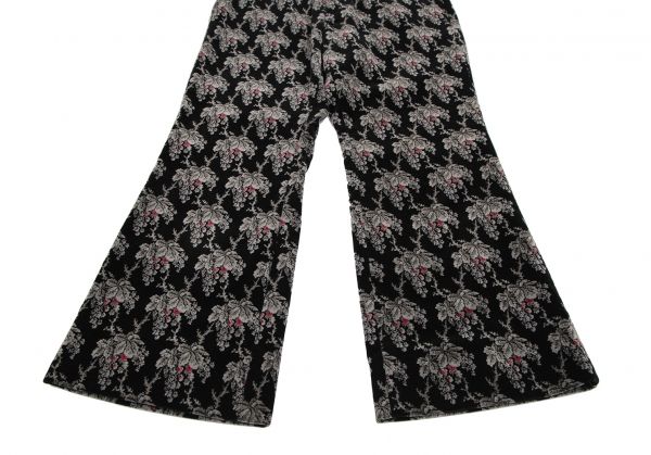 https://assets.mercari-shops-static.com/-/large/plain/2JUXrQ3wvZUzMwCZpKELxS.jpg@jpg