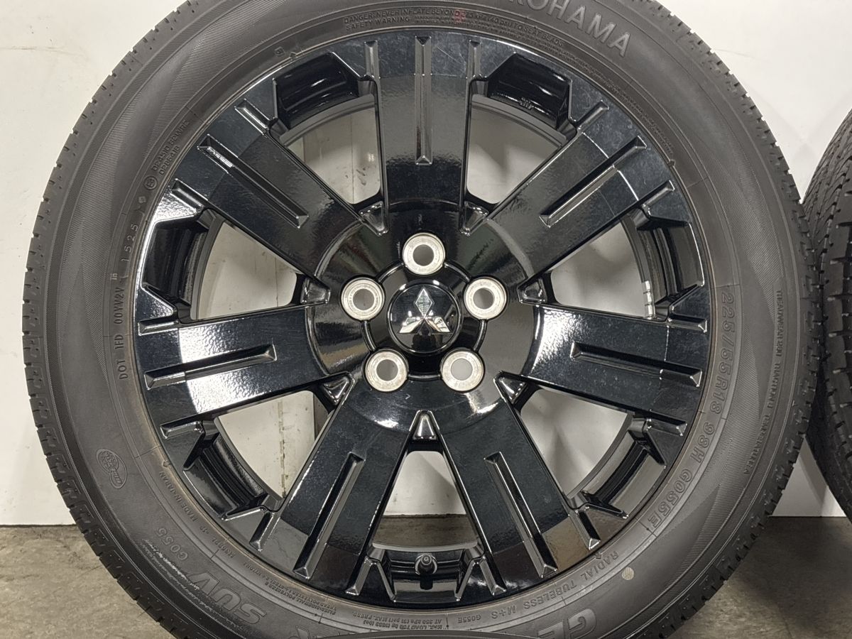三菱 2025年式 デリカ D5 純正ショック 1000km外し 2025年製 新車外し品】ミツビシ デリカ D:5 シャモニー 純正 18in 7J +