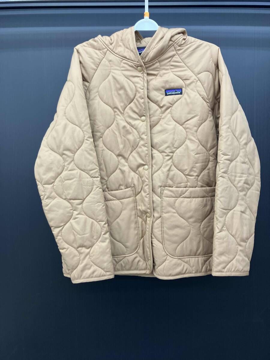 サイズxl 着丈61センチ 袖丈64.5センチ 身幅54センチ 肩幅25センチ Patagonia パタゴニア アウター ベージュ