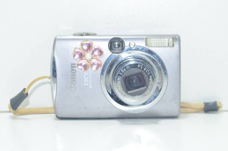 ○ 【送料無料】 キヤノン Canon IXY DIGITAL 900 IS シルバー