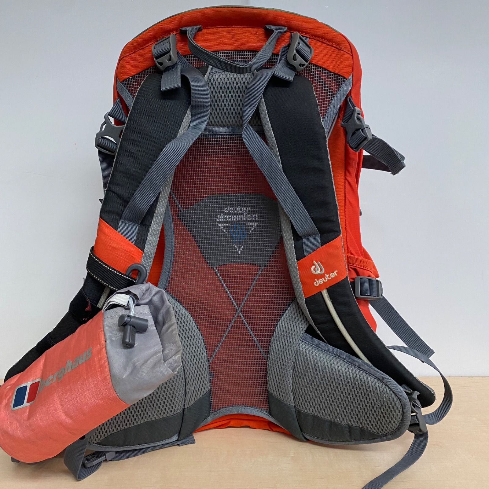 ドイター フューチュラ22 deuter FUTURA 22 リュック 登山 【B1-13