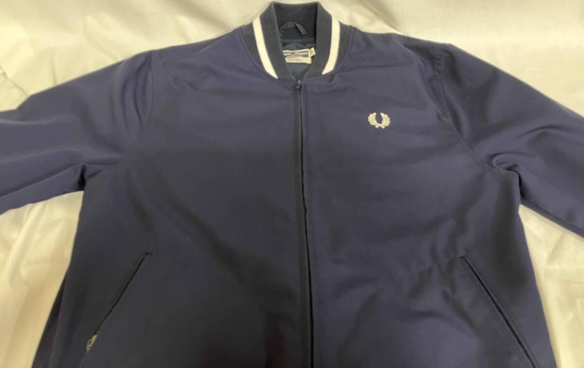 メンズファッション FRED PERRY ブルゾン ボンバージャケット 英国製