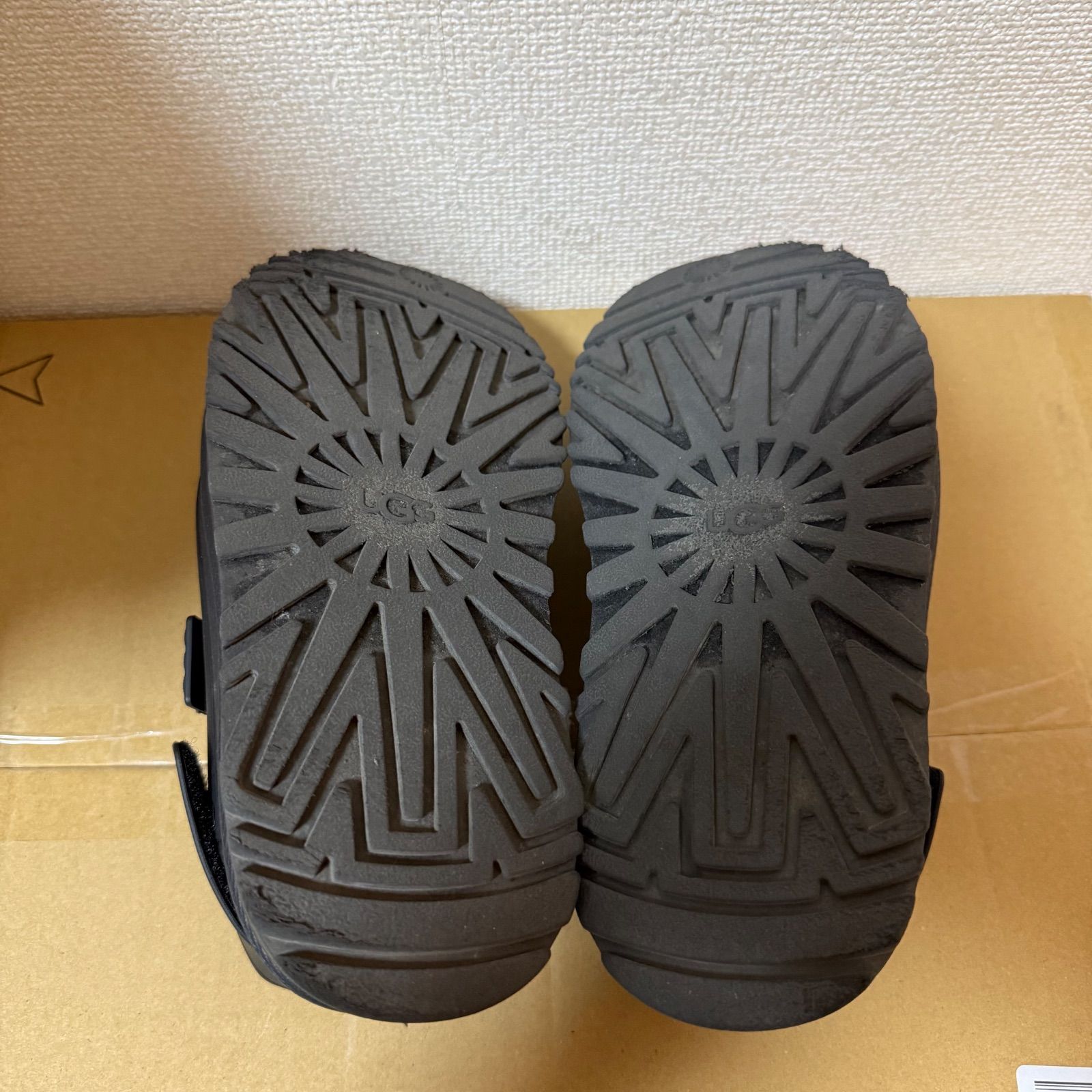 UGG GOLDENGLOW BLACK アグ ゴールデングロウ ブラック BLACK 黒 23cm